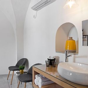 Suite à 2 Chambres à Coucher Lit King-Size